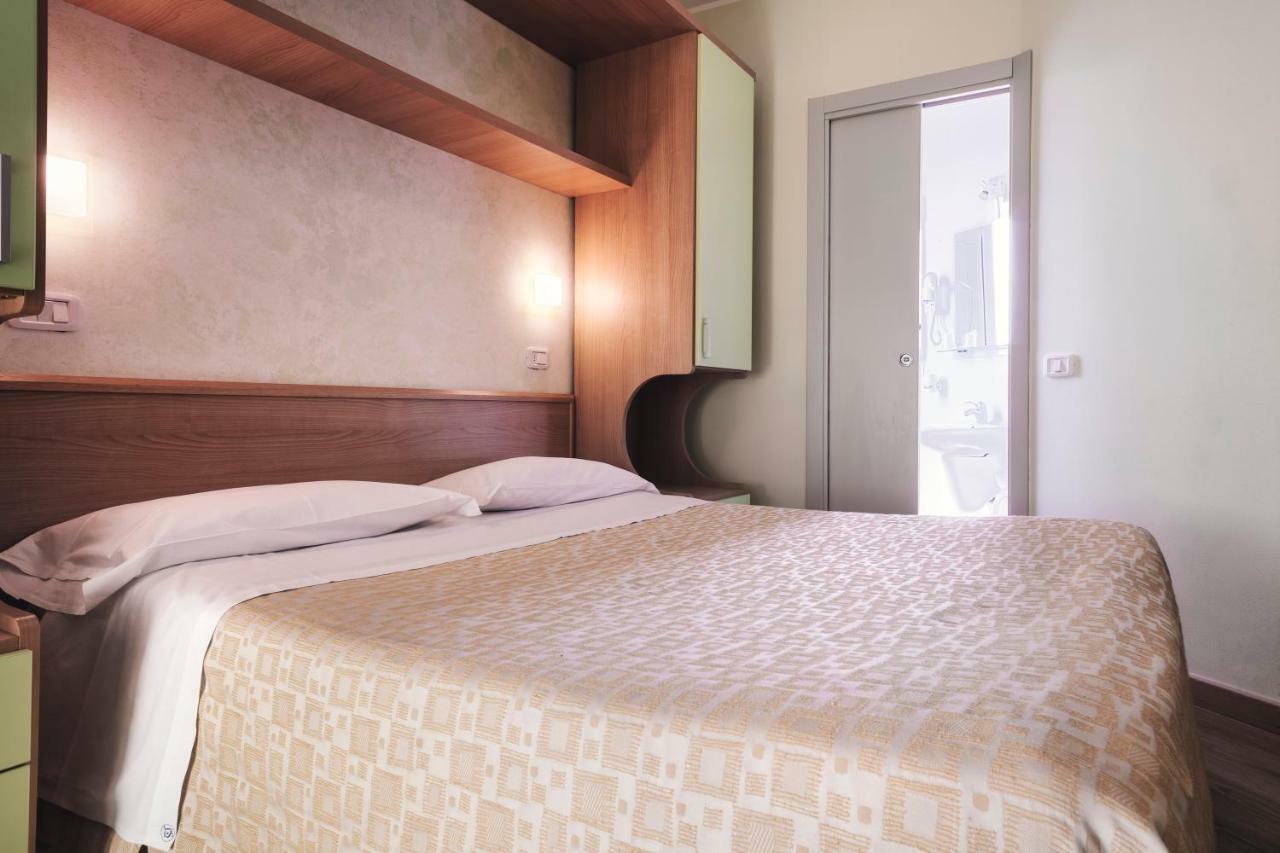 Hotel Dei Sette 3*